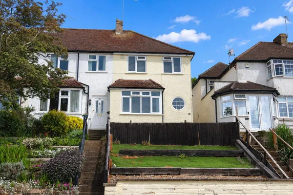 Sunnyhill Road, Boxmoor, Hemel Hempstead, Hertfordshire, HP1 1SZ
