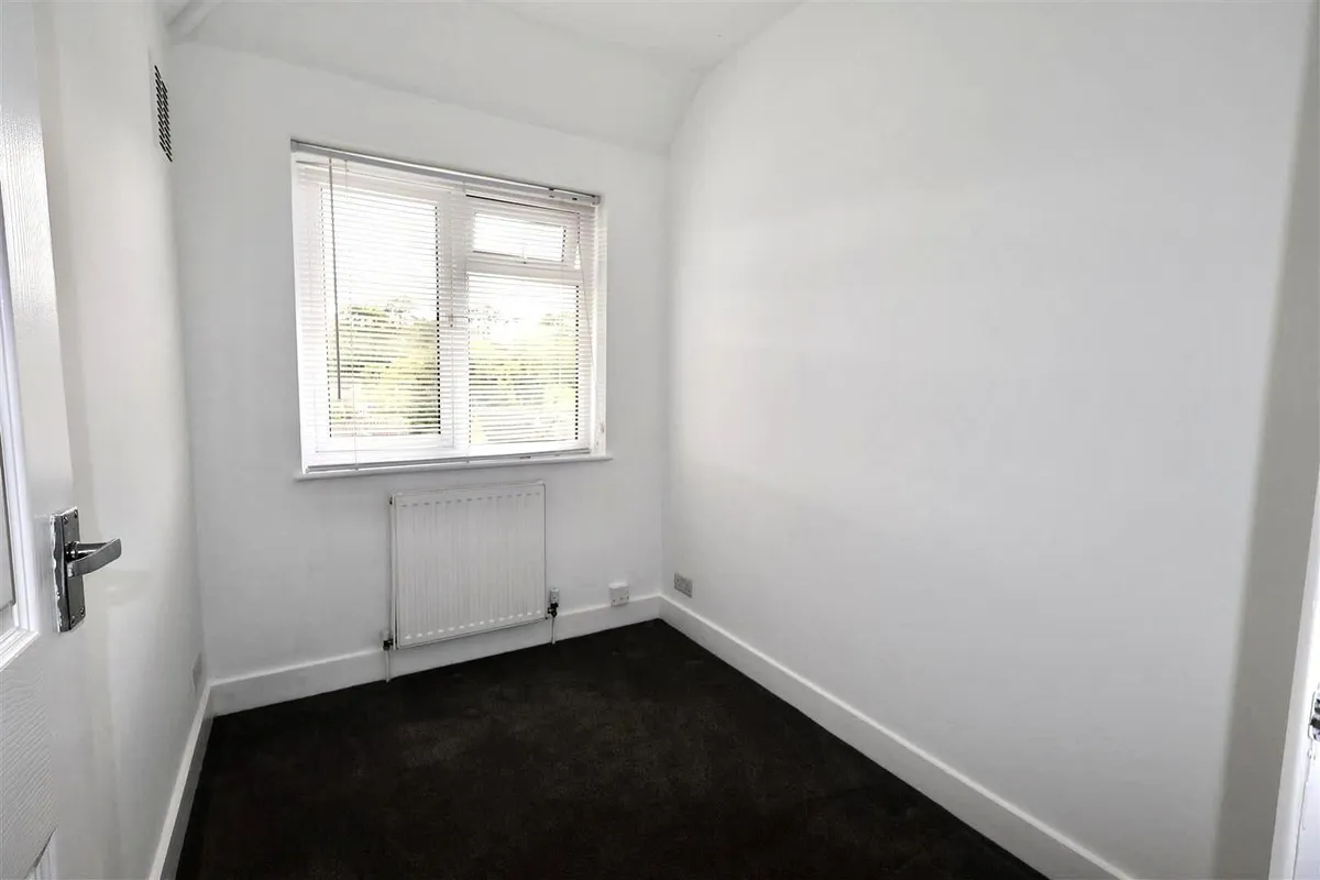Sunnyhill Road, Boxmoor, Hemel Hempstead, Hertfordshire, HP1 1SZ