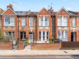 Oaklands Grove, London photo