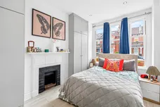 Oaklands Grove, London