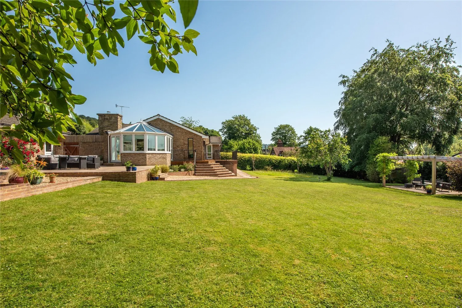 The Coombe, Betchworth, RH3 photo 6