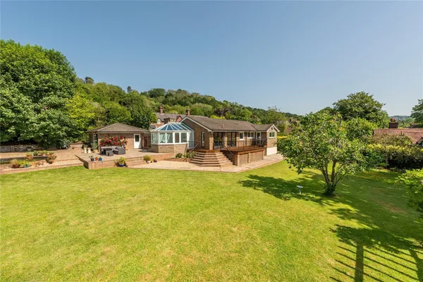 The Coombe, Betchworth, RH3 photo 21