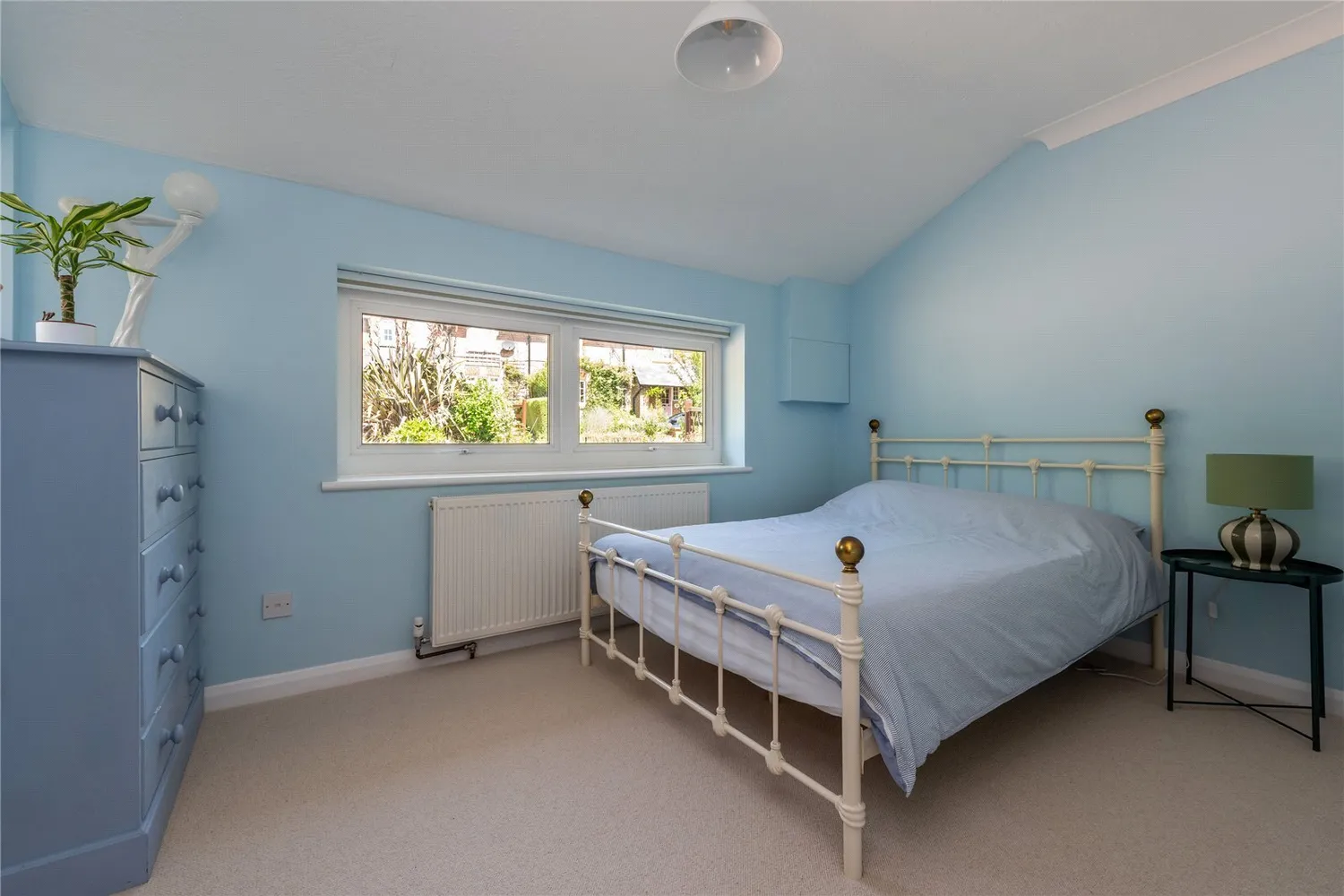 The Coombe, Betchworth, RH3 photo 22