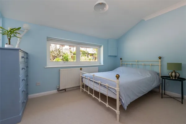The Coombe, Betchworth, RH3 photo 22