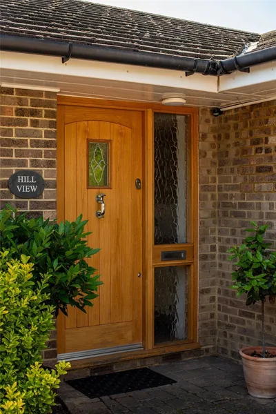 The Coombe, Betchworth, RH3 photo 27