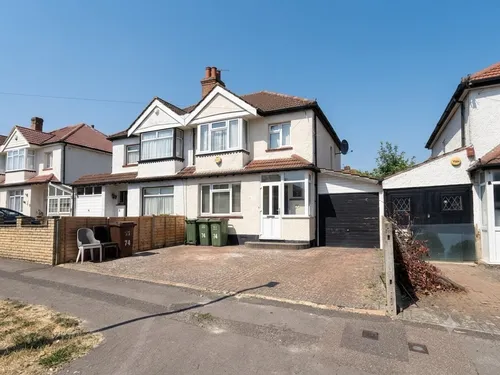 Surrey Grove, SUTTONphoto