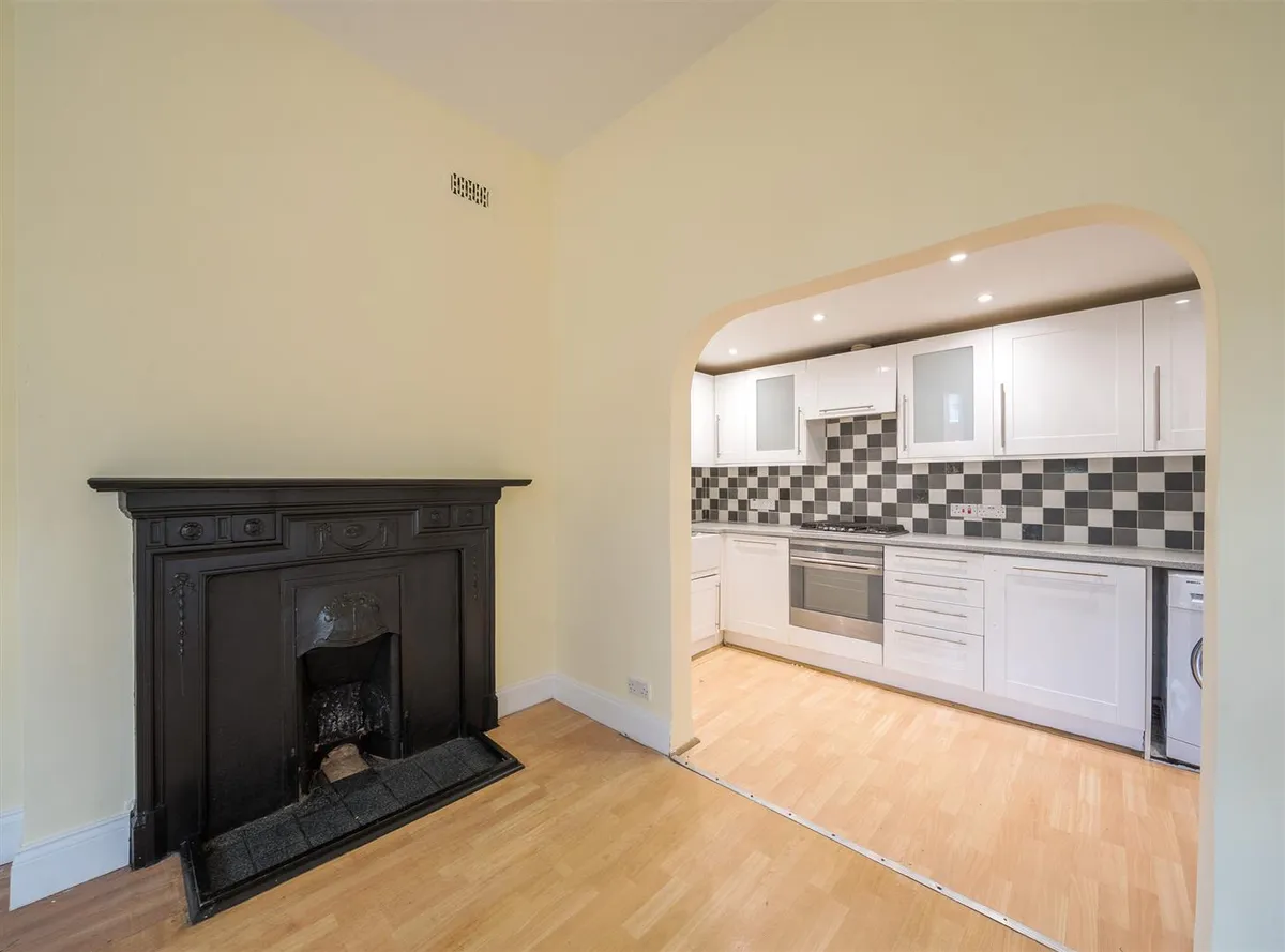Walm Lane, London NW2