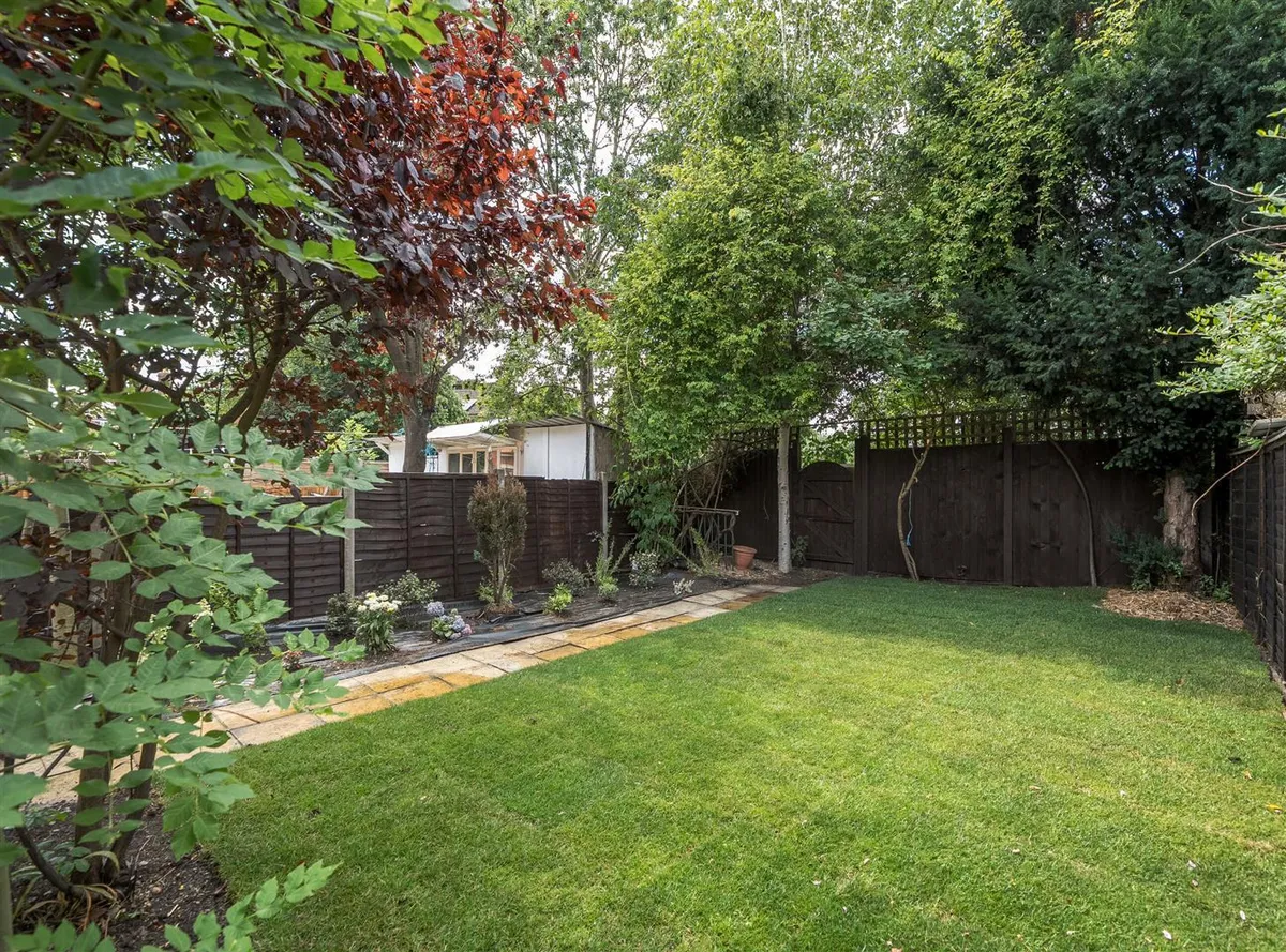 Walm Lane, London NW2