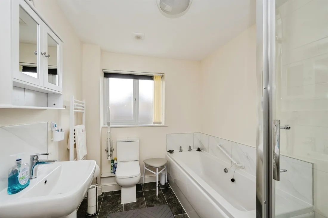 Property photo 24