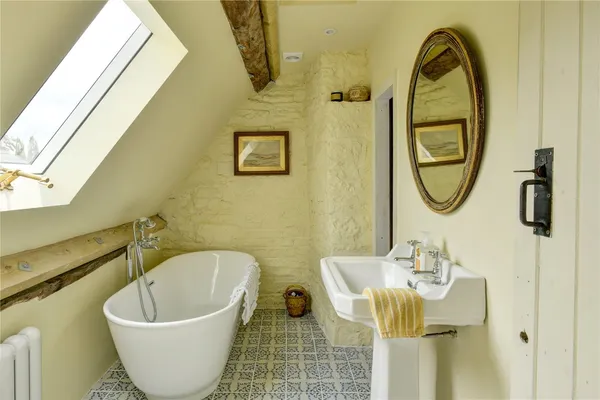 Little Weston, Somerset, BA22 photo 11
