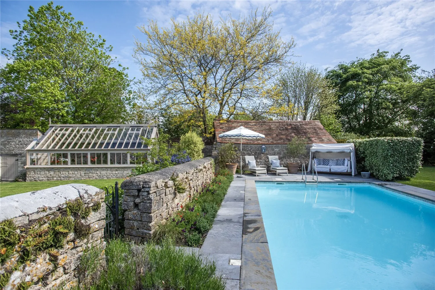 Little Weston, Somerset, BA22 photo 13