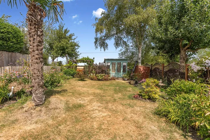 Property carousel image 11