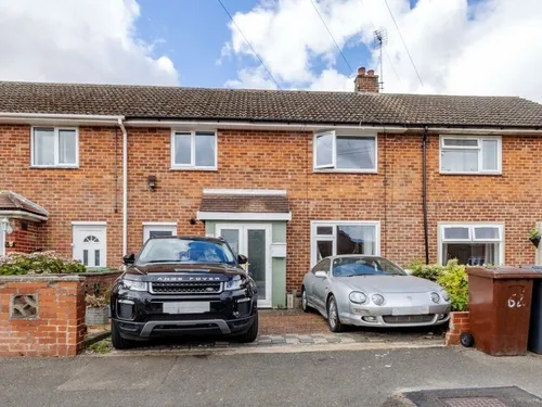 Walford Drive, LINCOLNphoto