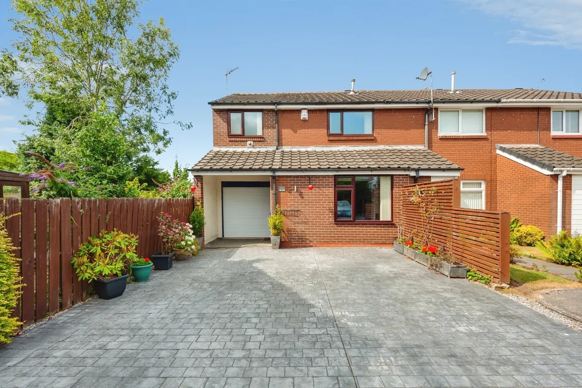 Aster Crescent, Beechwood, Runcorn