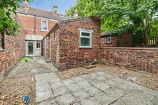 West Parade, LINCOLN