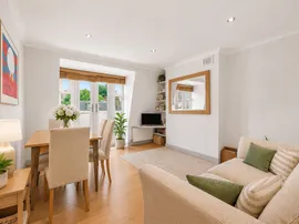 Eardley Crescent, London photo