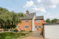 Hazlemere Road, High Wycombe, HP10 photo 1