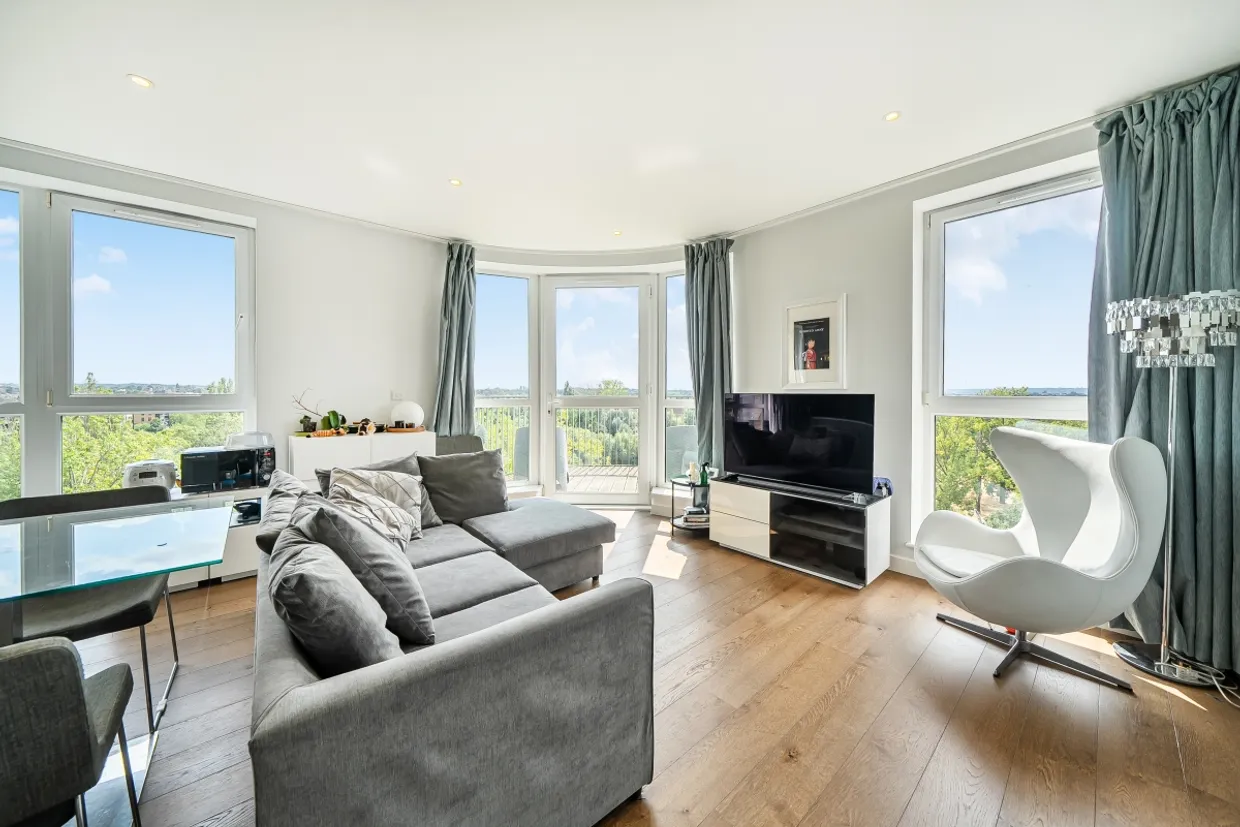 Ottley Drive London SE3 photo 7