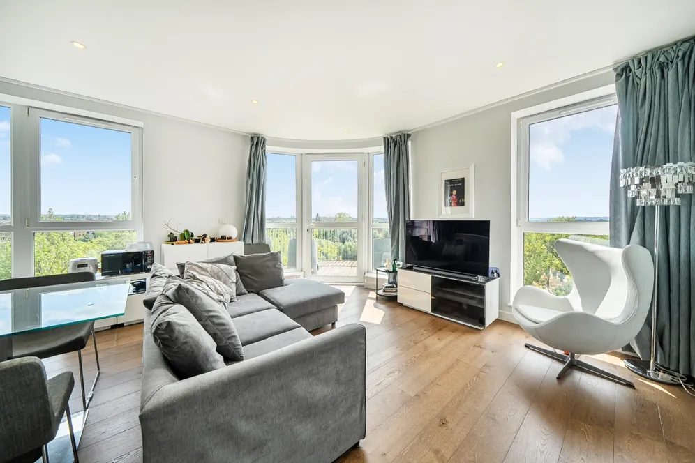 Ottley Drive London SE3 photo 7