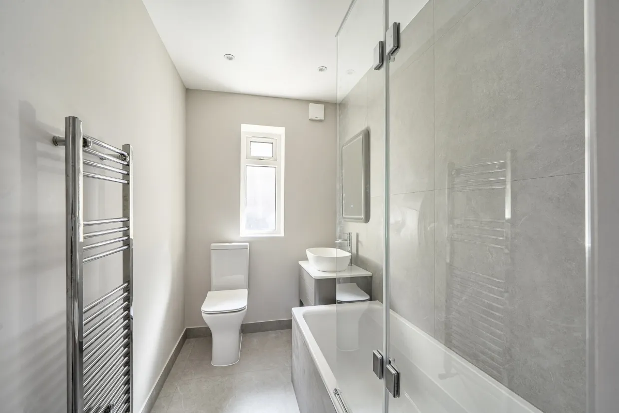 Finchley Road London NW3 photo 6