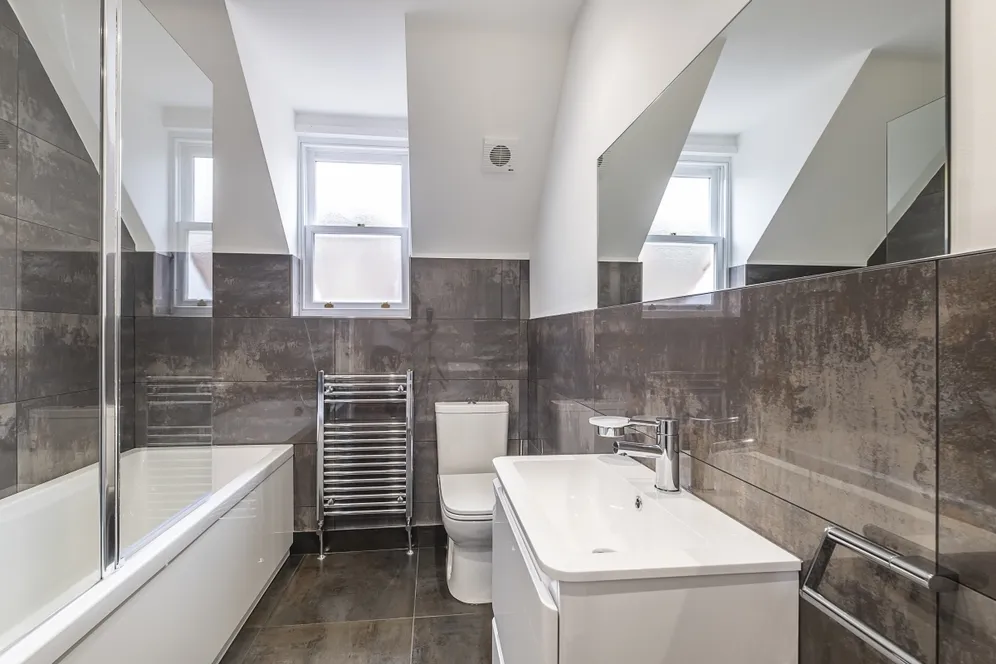 Arthur Road London SW19 photo 8
