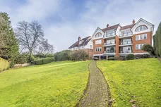 Arthur Road London SW19 photo 12