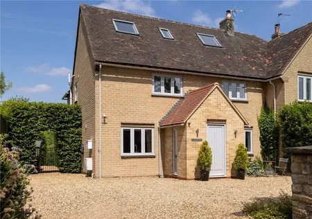 Ganborough Road, Longborough, GL56