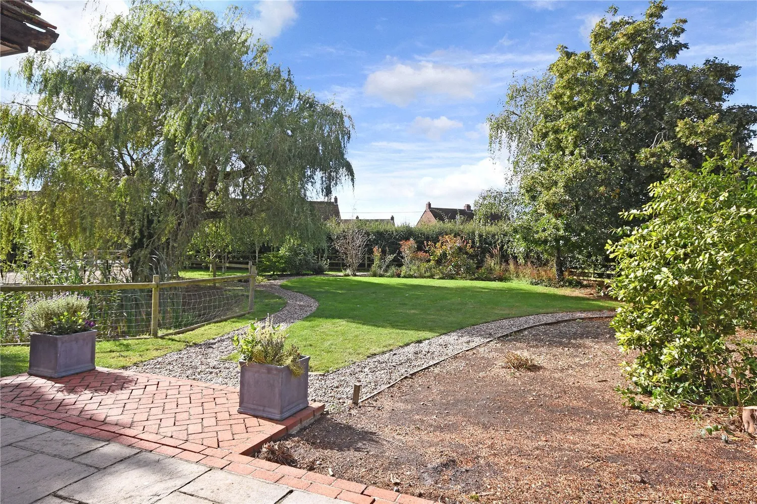 Watch House Green, Felsted, CM6 photo 24