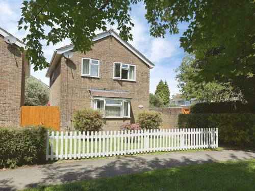 Buckland Close, Eastleighphoto