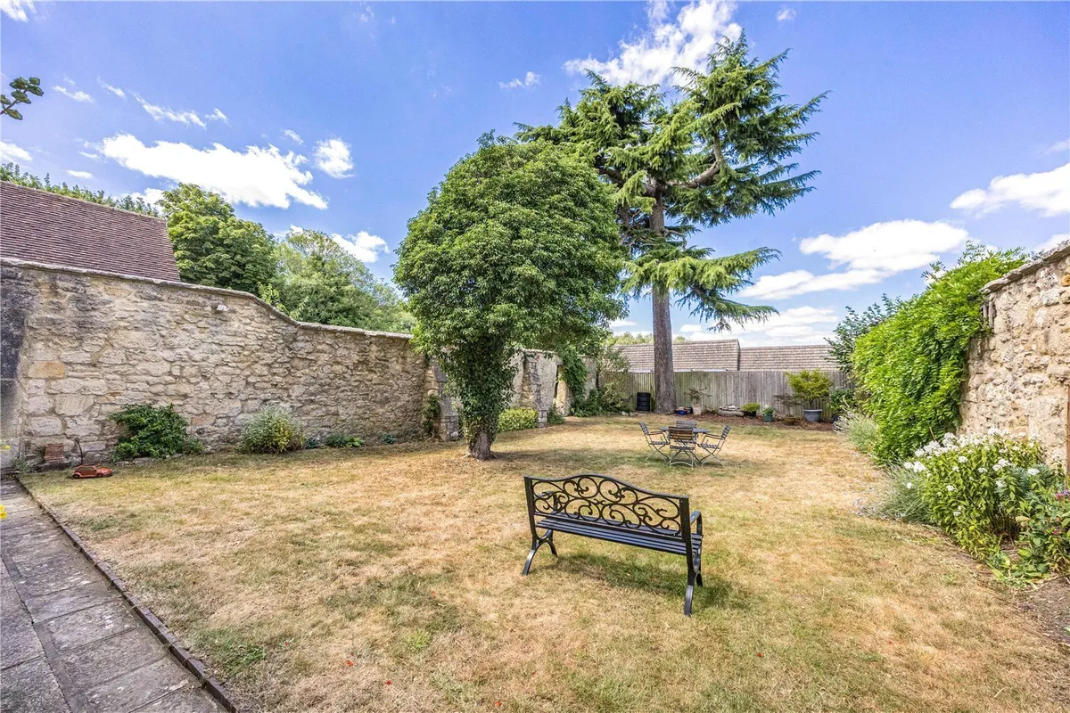 Barton Village Road, Headington, Oxford, Oxfordshire, OX3