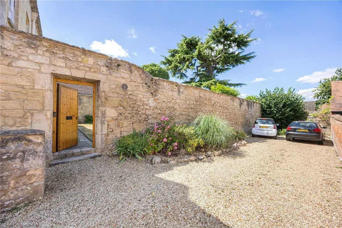 Barton Village Road, Headington, Oxford, Oxfordshire, OX3