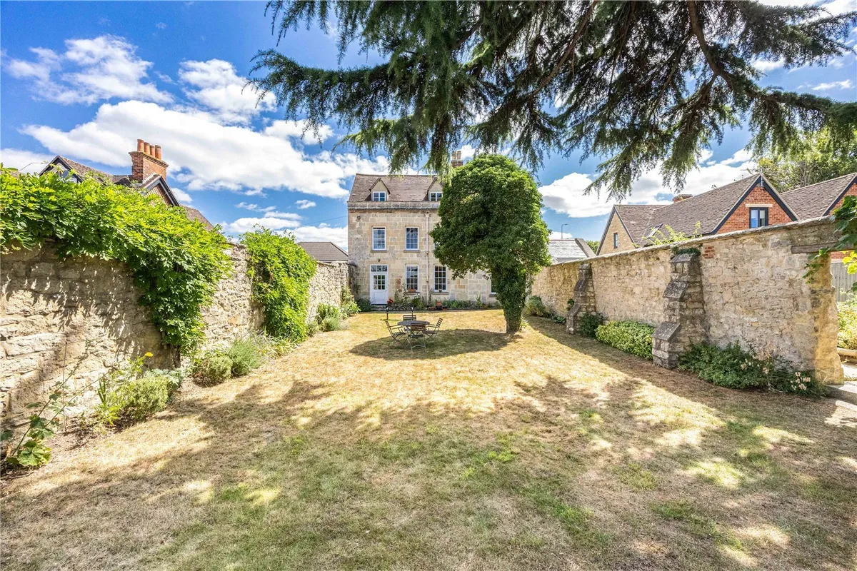 Barton Village Road, Headington, Oxford, Oxfordshire, OX3