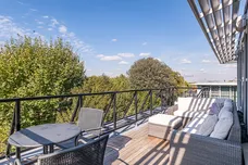 Cherrywood Drive, London, SW15 photo 2