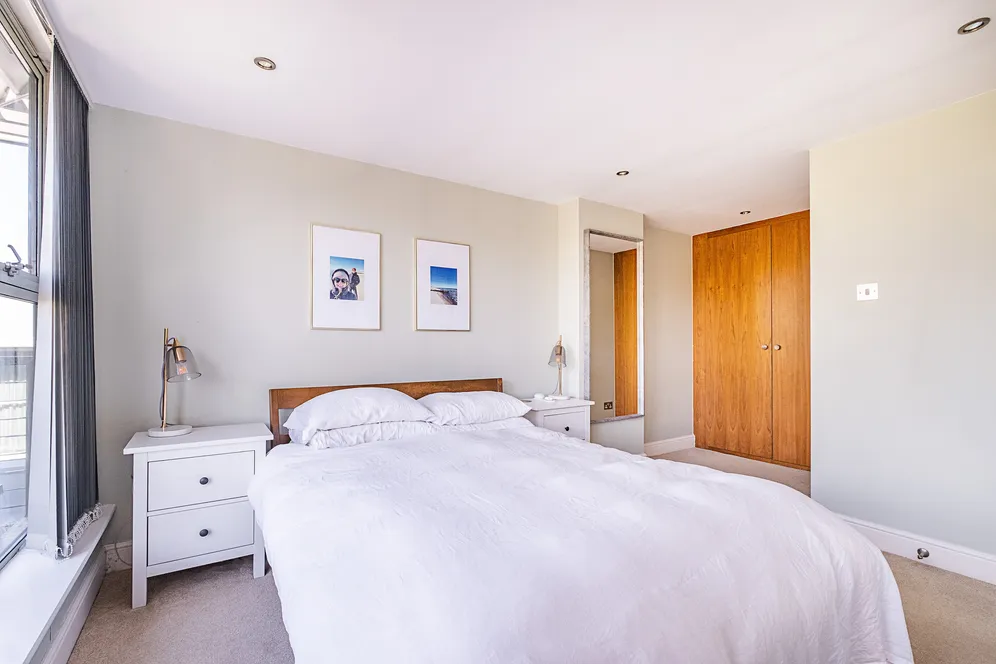 Cherrywood Drive, London, SW15 photo 11