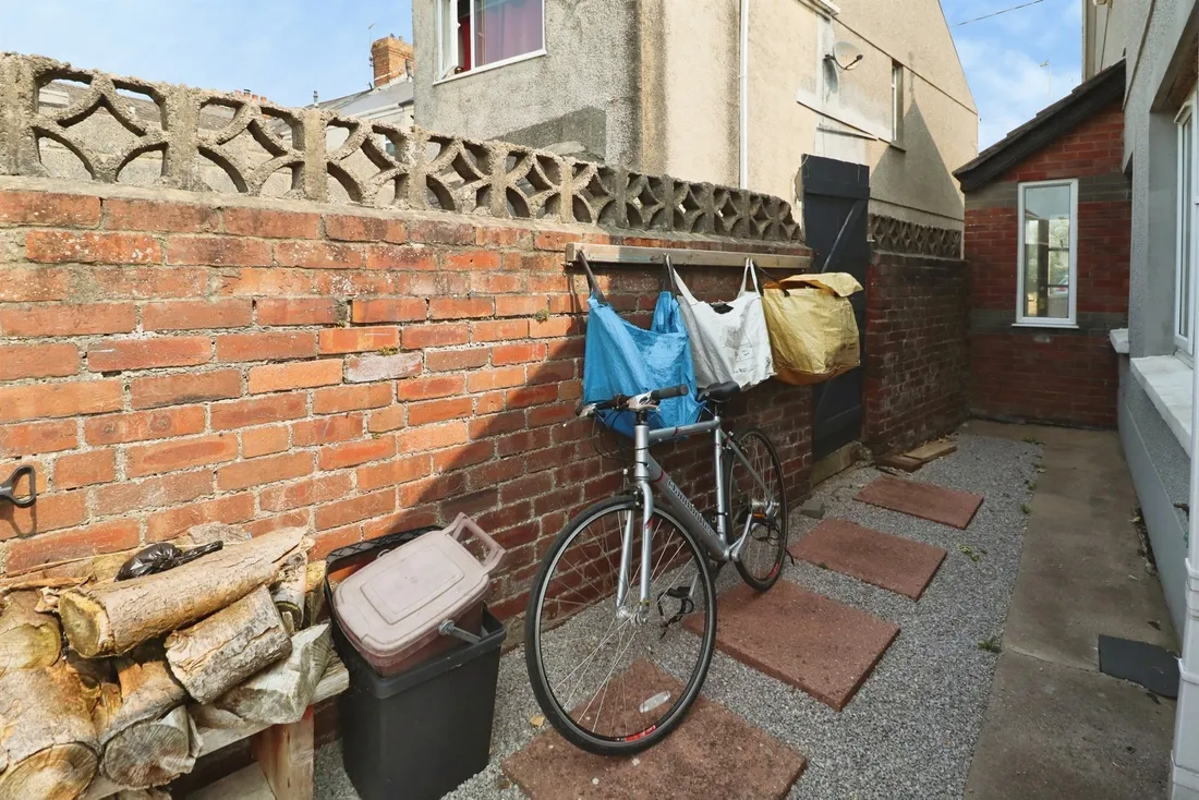 Property photo 9