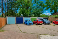 Blossom Close, Botley, SOUTHAMPTON