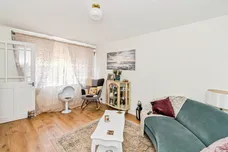 Neville Drive, ROMSEY