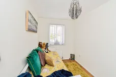 Neville Drive, ROMSEY