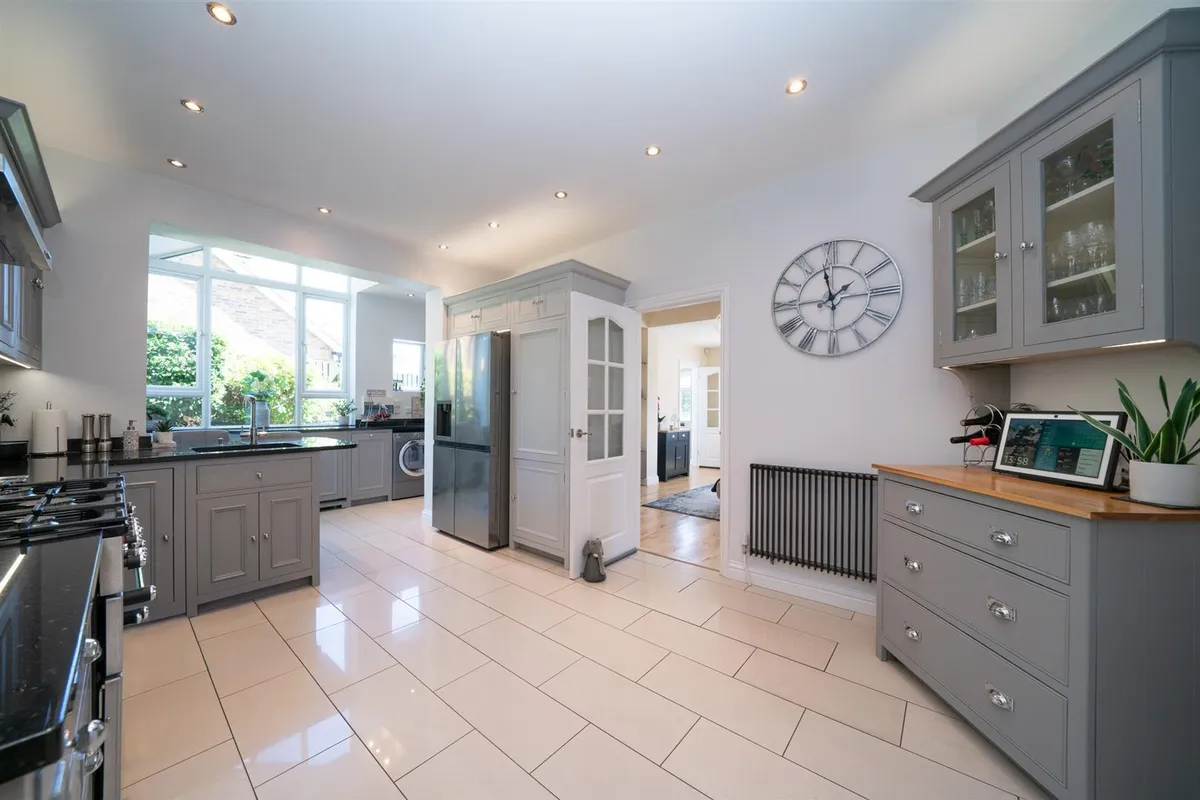 Hillfield Road, Hemel Hempstead, Hertfordshire, HP2 4AB
