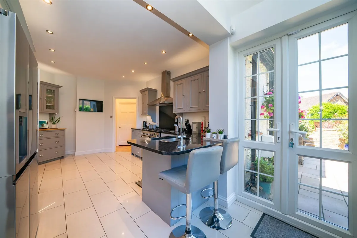Hillfield Road, Hemel Hempstead, Hertfordshire, HP2 4AB