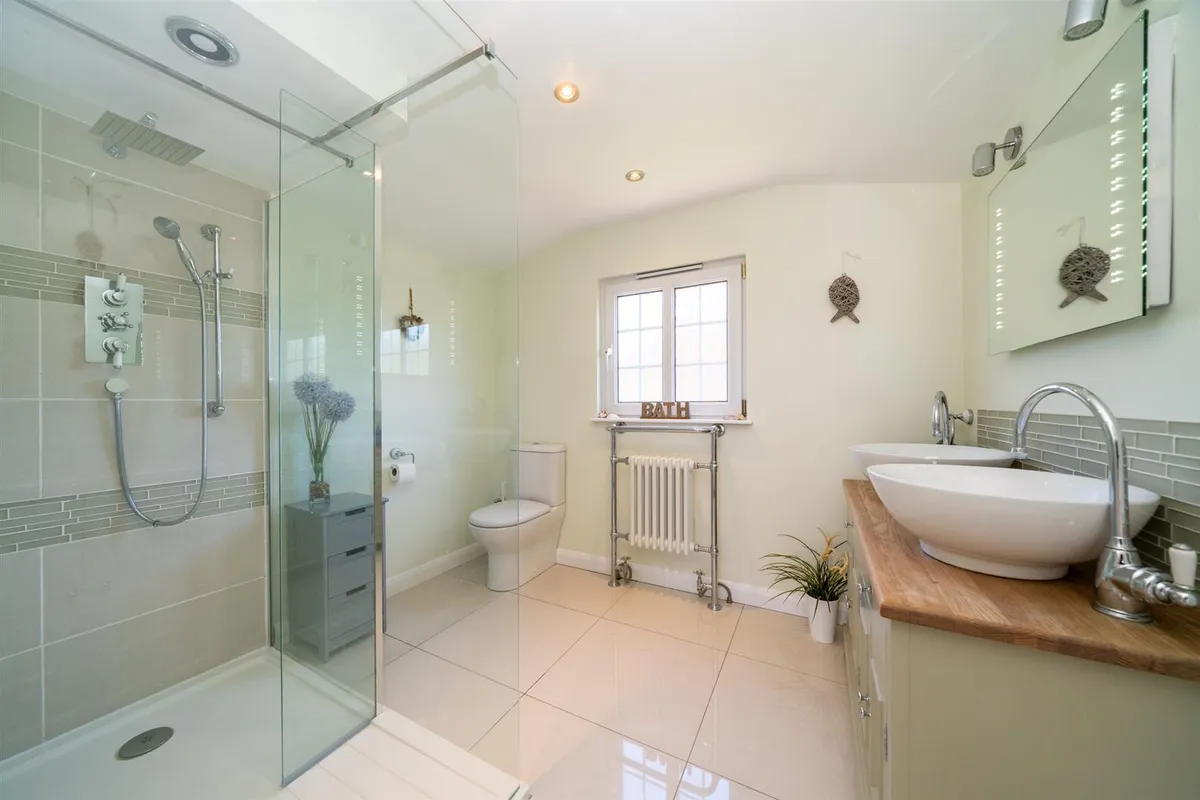 Hillfield Road, Hemel Hempstead, Hertfordshire, HP2 4AB