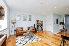 Syresham Gardens, Haywards Heath