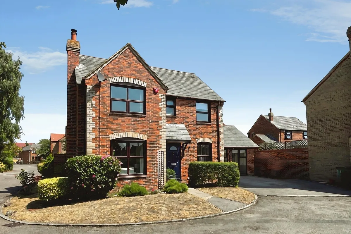 Mcmullan Close, Wallingford