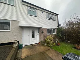 Tithelands, HARLOW photo