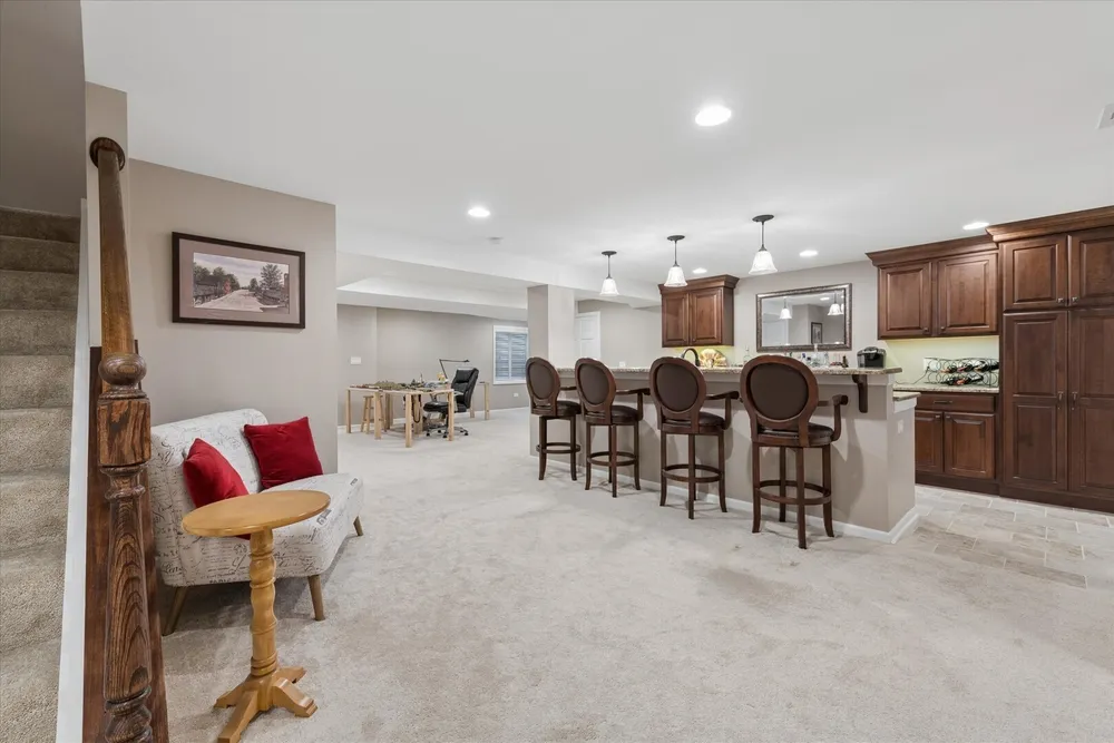 29 Glacier Circle, South Barrington, IL 60010