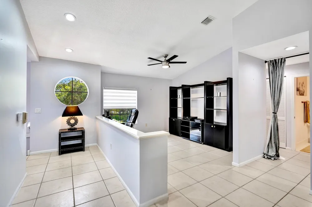 7669 Springwater Pl, Boynton Beach, FL 33437