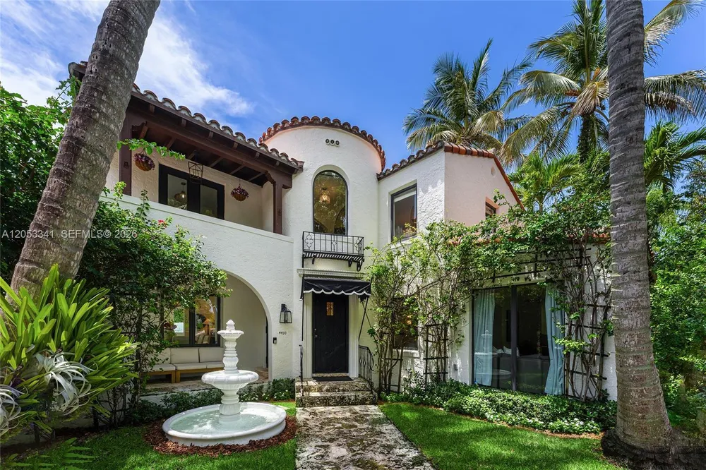 4430 Alton Rd, Miami Beach, FL 33140