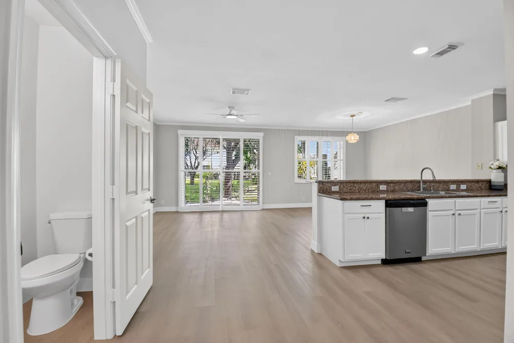3085 N Evergreen Circle, Boynton Beach, FL 33426