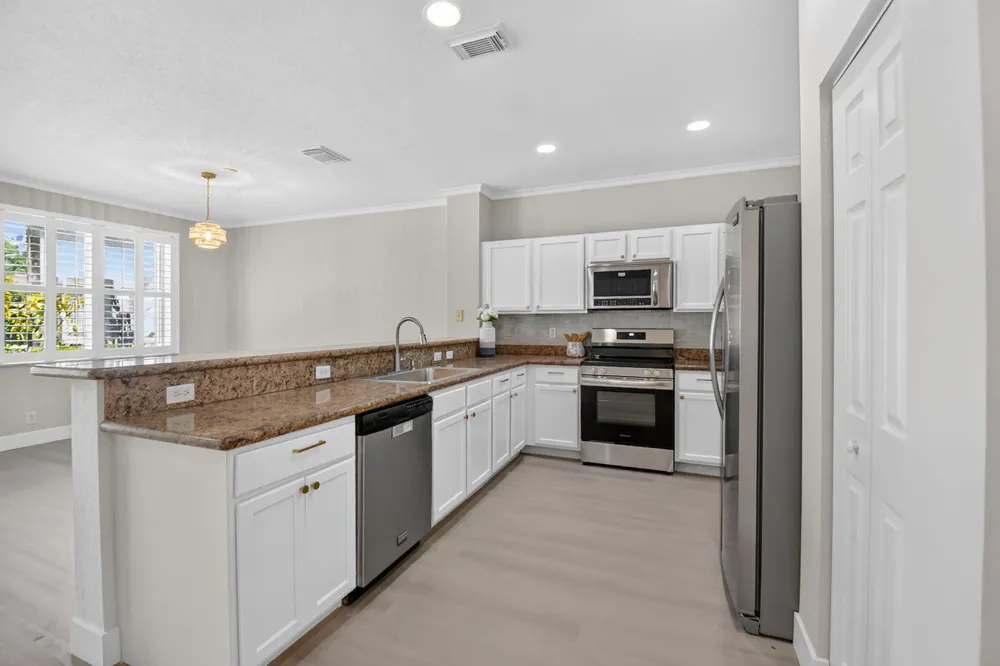 3085 N Evergreen Circle, Boynton Beach, FL 33426