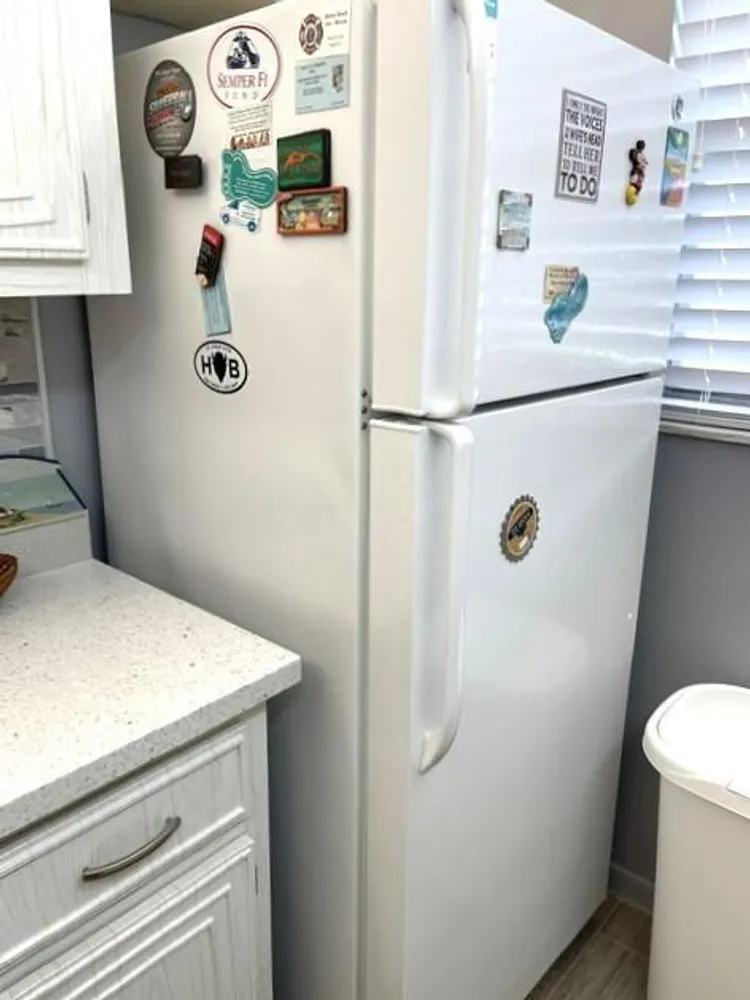 237 High Point Ct W, Delray Beach, FL 33445
